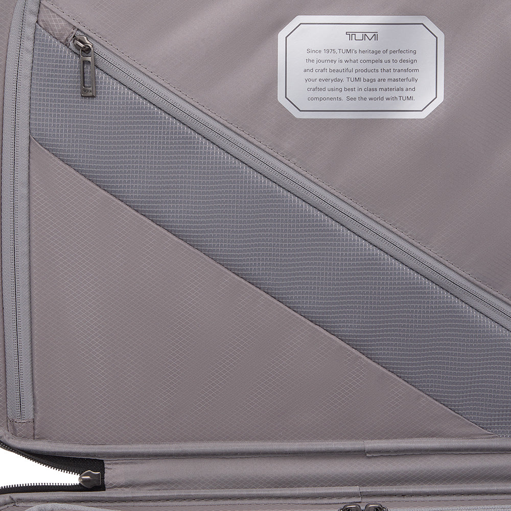 19 Degree Lite International Carry-On Wine