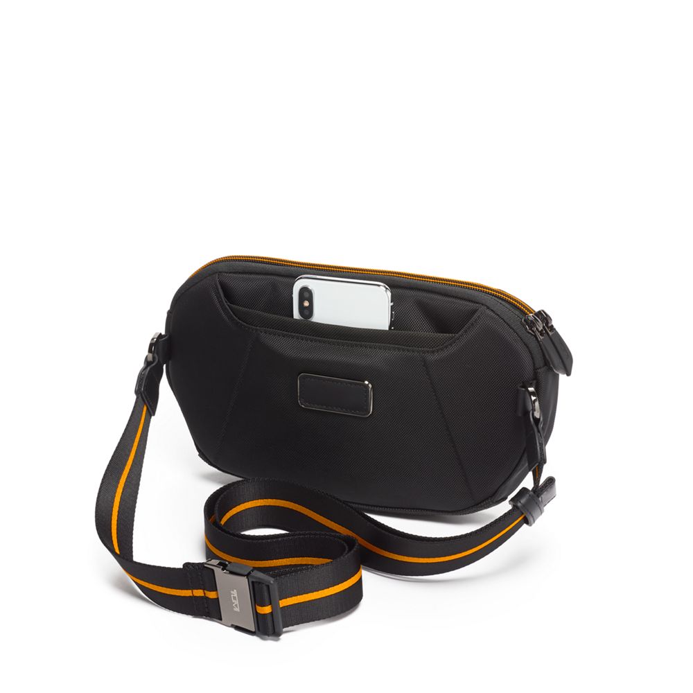 Crossbody Lumin Utility Pouch Preta