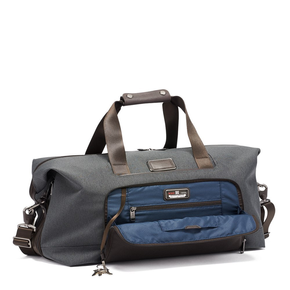 Double Expansion Travel Satchel Duffel Cinza