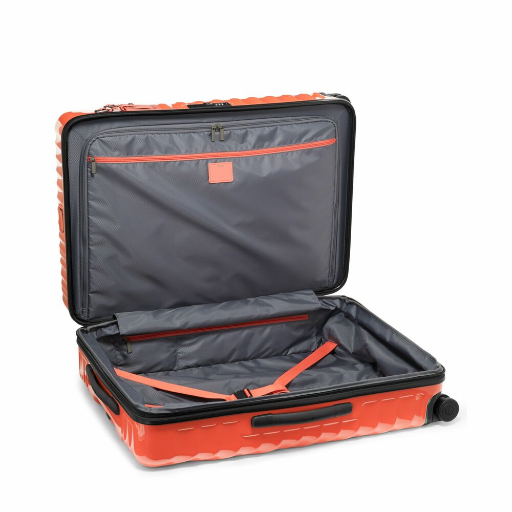 19 Degree Extended Trip Expandable 4 Wheels Packing Case Coral